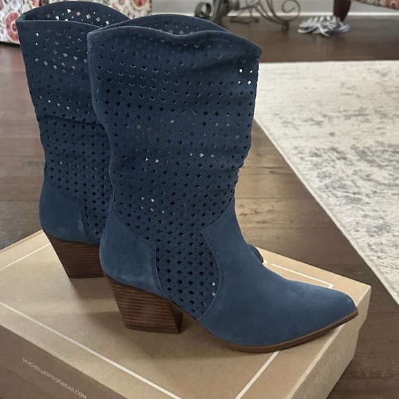 Seychelles-Diva Blue Suede Leather Perforated Mid Calf Boots-Blue-7.5 NEW - Picture 7 of 10